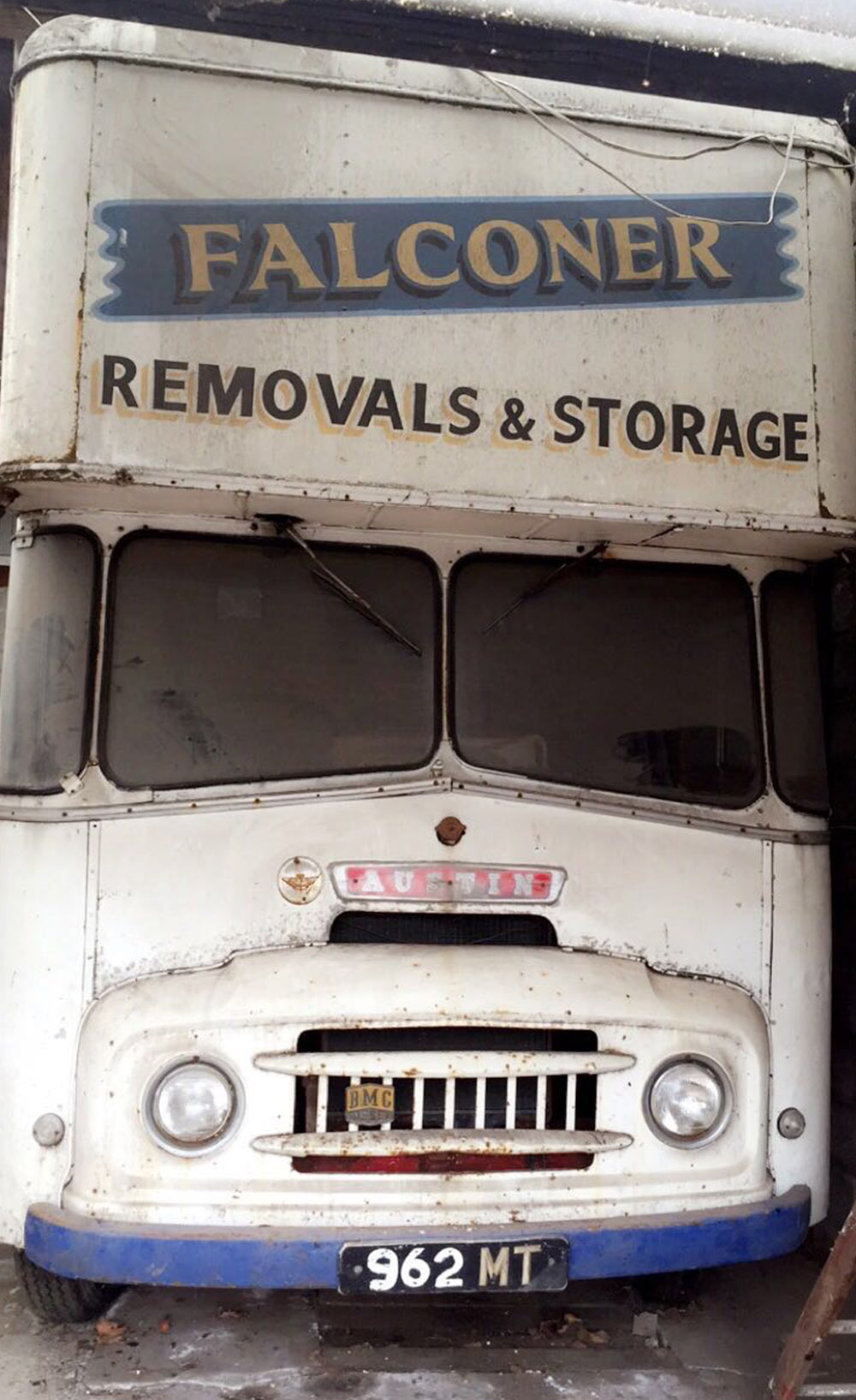 Classic & Vintage Commercials Magazine